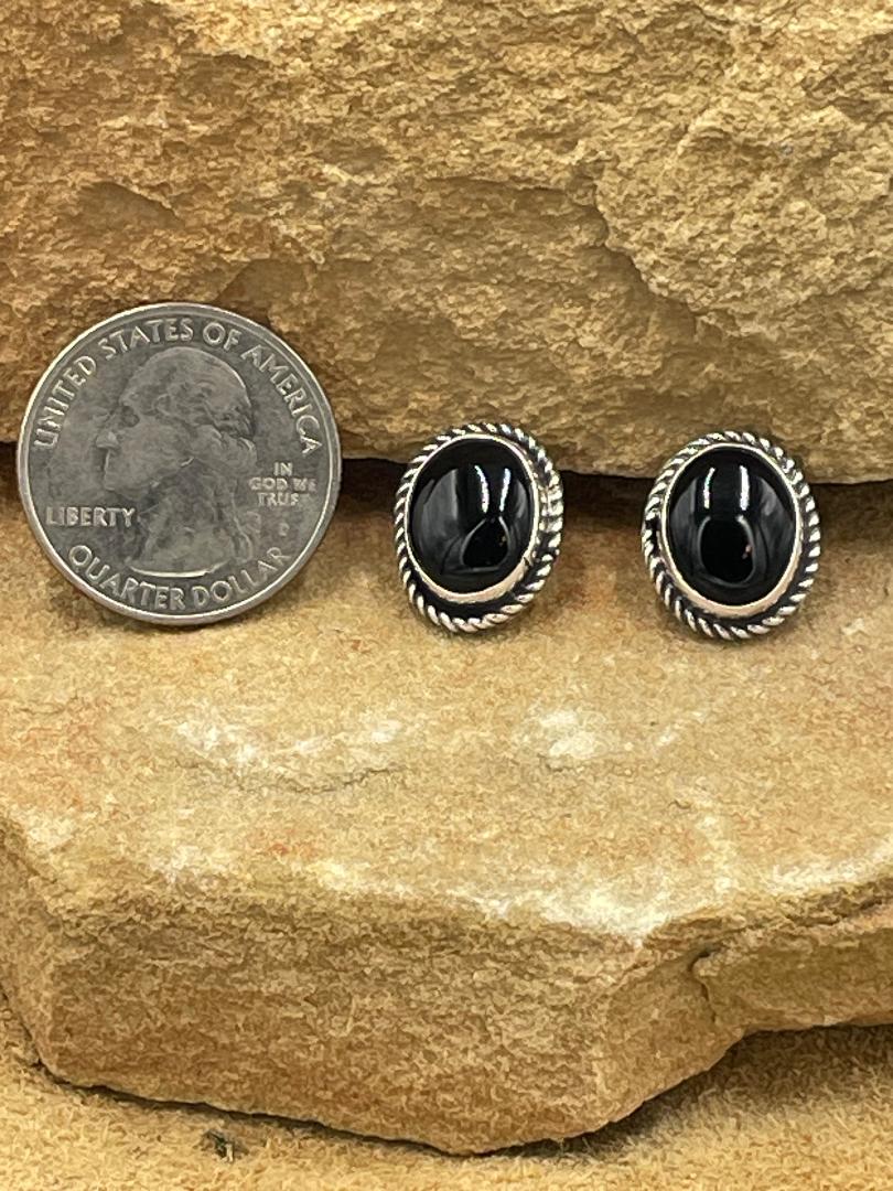 Sterling Silver Rope Edge Black Onyx Post Earrings Signed by Artist Willie