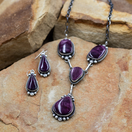 Lariat Necklace Dark Purple Spiny Oyster in Sterling Silver Lariat Necklace and Earring Set by artist Augustine Largo