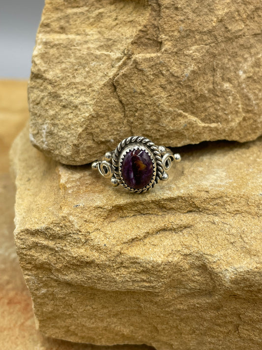 Dark Purple Spiny Oyster Ring size 7